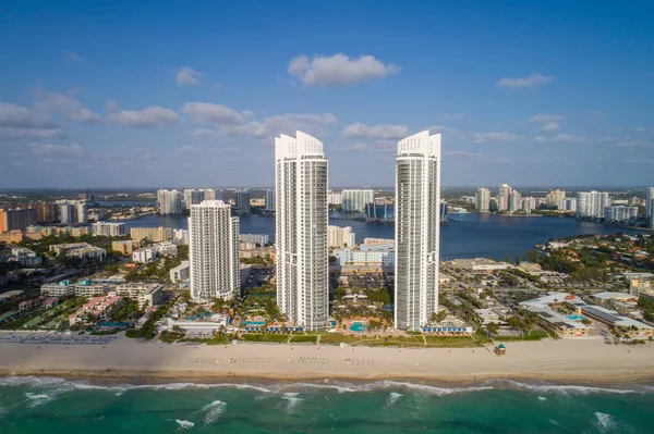 Trump Towers sunny Isles Beach — Stock Photo, Image