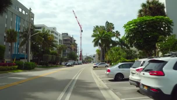 Touring Miami Beach surfside bay harbour — Stockvideo