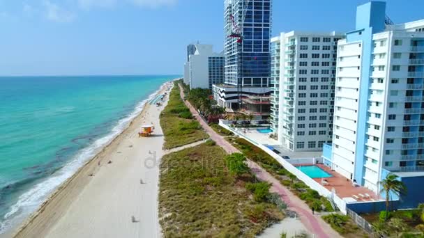 Miami beach hotels und condos direkt am Strand — Stockvideo