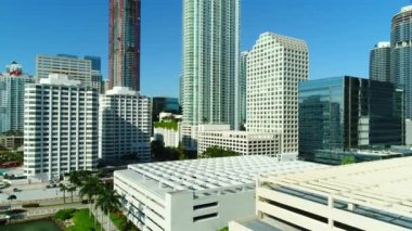 Video Brickell gökdelenler robot