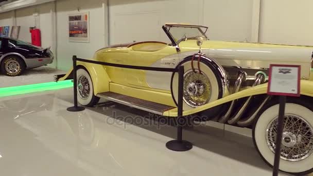 Miami Auto Muzeum Dezer Collection akcií motion video záběry — Stock video