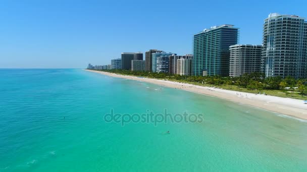 Antenn drönare video av Bal Harbour Beach Fl — Stockvideo