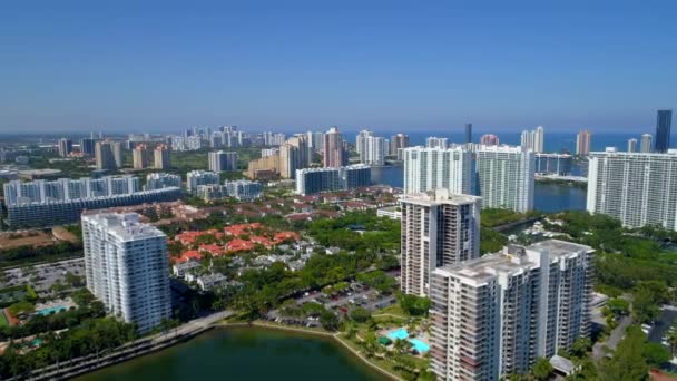 Flying over Aventura Florida — Stock Video