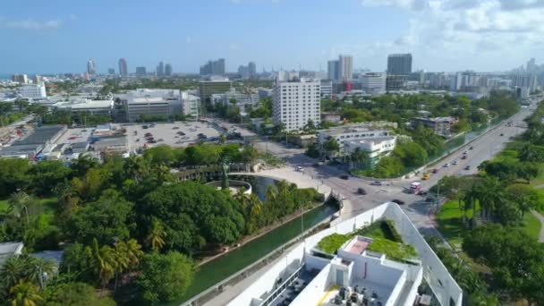 Aerial drone footage Miami Beach Holocaust Memorial 4k 60p — Stock Video