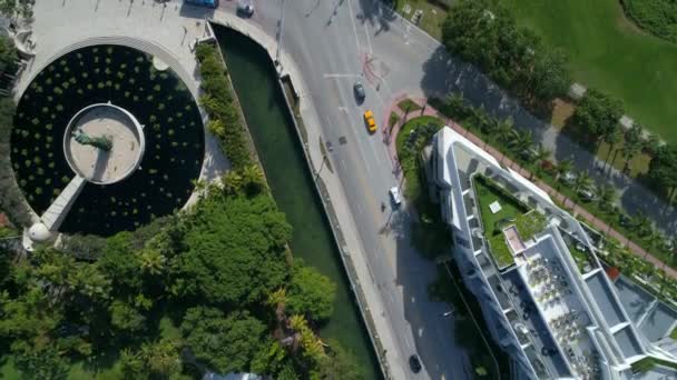 Luchtfoto video Miami Beach Holocaust Memorial — Stockvideo