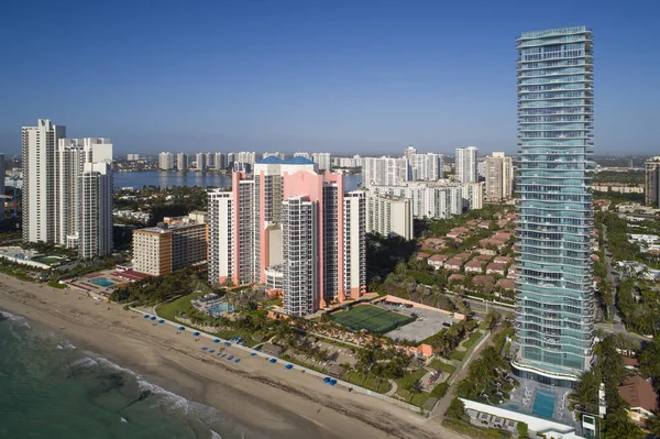 Картинки с воздуха Sunny Isles Beach FL — стоковое фото