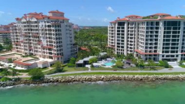 Hava helikopter uçuşu Fisher Island Miami Beach 4k 60p