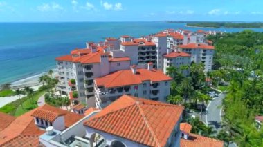 Fisher Island Miami Beach 4 k üzerinde uçan uçak 60fps