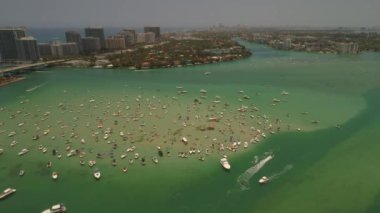 Anma Günü hafta sonu Miami plaj havadan video