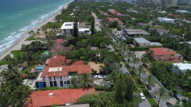 Aerial video of luxury mansions under construction Golden Beach FL — Stock Video