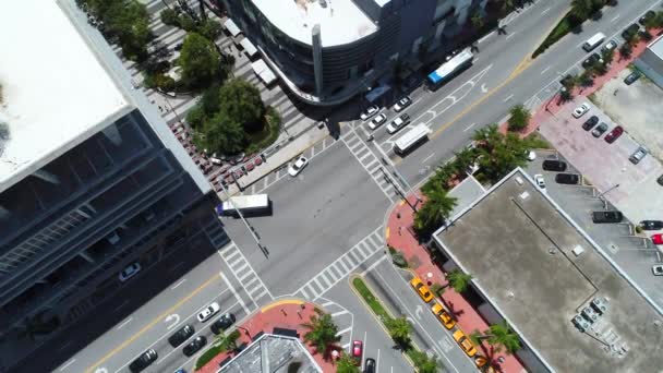 Video aéreo Lincoln Road Mall intersección — Vídeo de stock