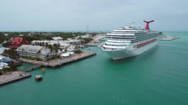 Hava drone fly Carnival Freedom Key West 