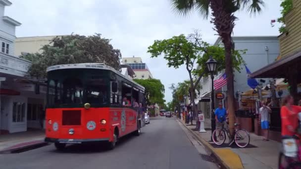 Touring de straten van Key West — Stockvideo