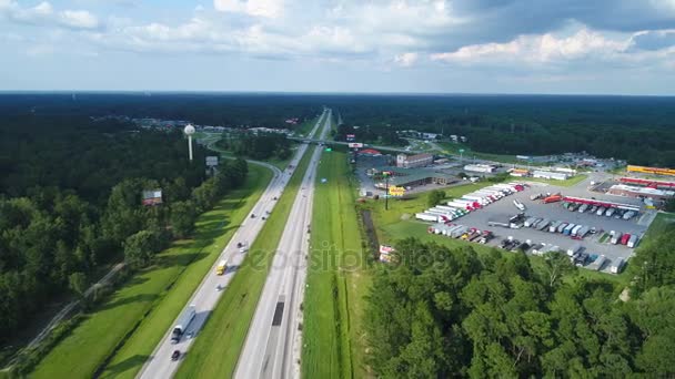 Vídeo aéreo Carolina do Sul caminhão parar combustível diesel 4k — Vídeo de Stock