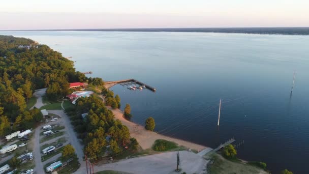 Hava video lakefront sahne üzerinde göl Marion Güney Carolina 4k — Stok video