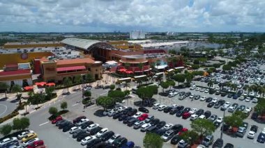 Dolphin alışveriş merkezi miami 