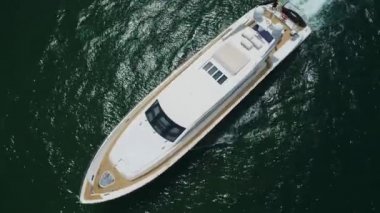 Özel kiralık motoryat Veloce 4 k Miami Beach 60p