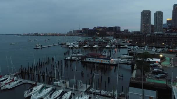 Drohne nähert sich South Boston USA 4k — Stockvideo