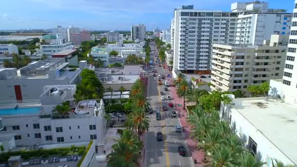 Miami Beach 17th Street Collins Avenue — Stock Video