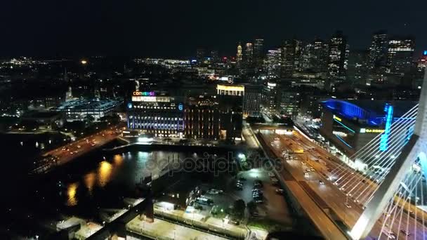 Конверс будівлі Бостона вночі — стокове відео