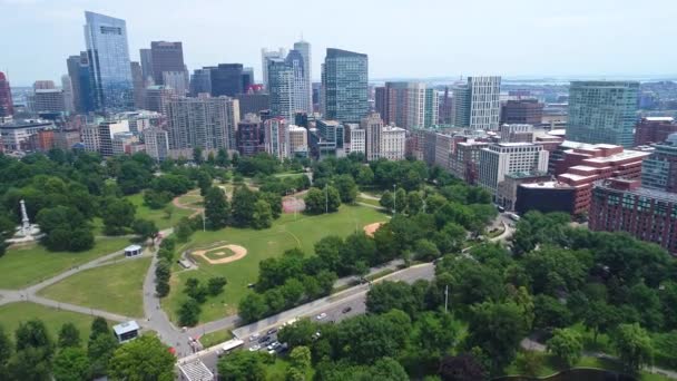 Vídeo aéreo de drones Boston Common y el centro de la ciudad — Vídeo de stock