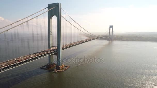空中建立视频维拉萨诺大桥 — 图库视频影像