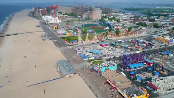 Vergnügungsparks auf der Coney Island 4k 60p — Stockvideo