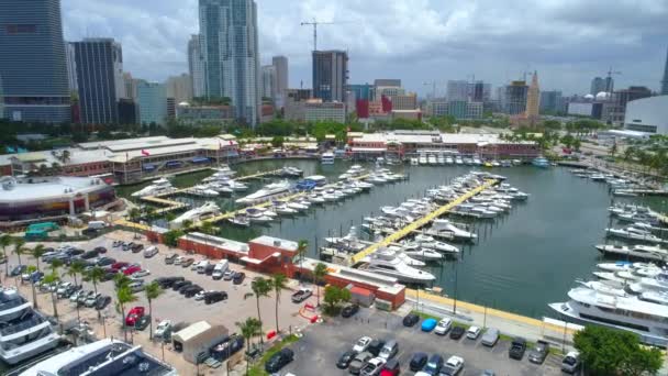 Foto aérea del centro de Miami Bayside — Vídeos de Stock