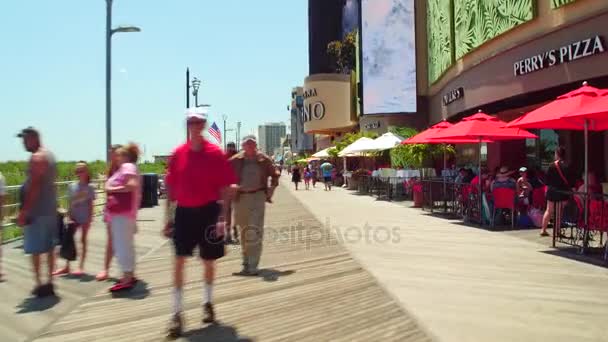 木製の通路のアトランティックシティのボードウォーク — ストック動画