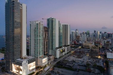 Downtown Miami mavi saat