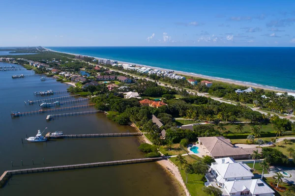 Casas em Hutchinson Island Florida — Fotografia de Stock