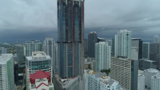 Panorama Tower högsta byggnad i Miami antenn 4k — Stockvideo