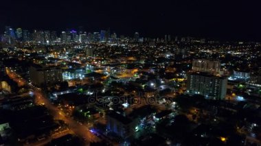 Downtown Miami şehir ışıkları vurdu anteni