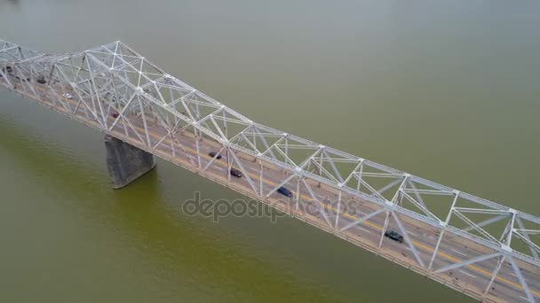 Disparo aéreo George Rogers Clark Memorial Bridge 4k — Vídeos de Stock