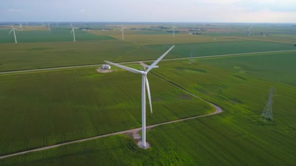 Modo de holofotes aéreos turbina eólica — Vídeo de Stock