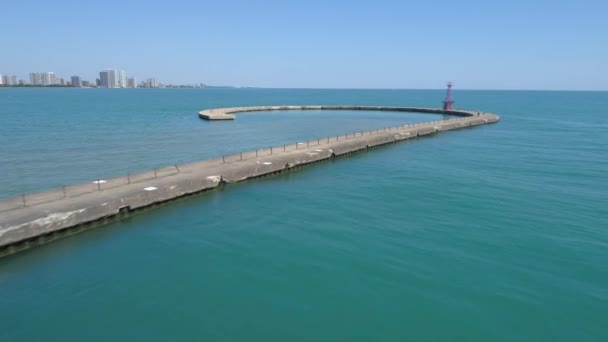 Montrose Beach pier jetty — Stock Video