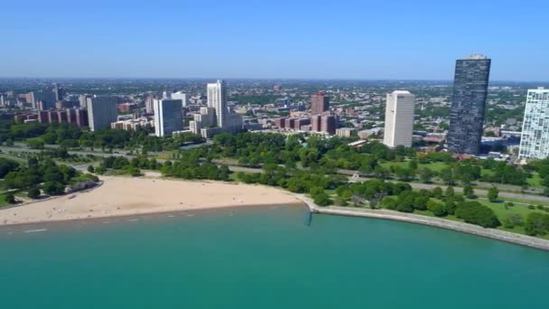 Recorrido en helicóptero suburbios de Chicago 4k — Vídeos de Stock