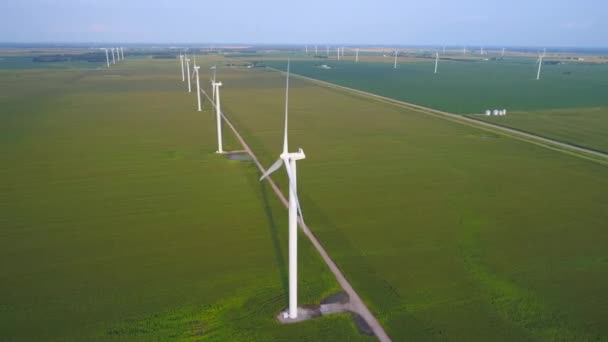 Baan schoot windturbine 4k 60p — Stockvideo