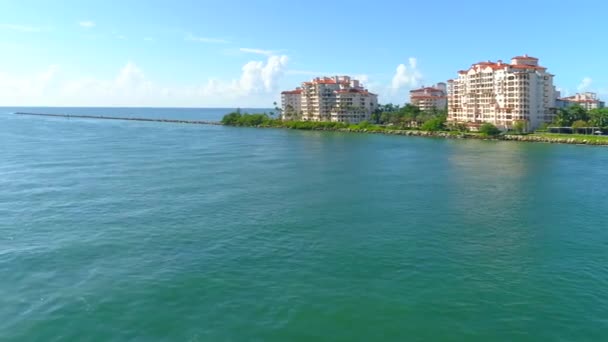 Fisher Island Miami Beach 4k 60p — Stockvideo