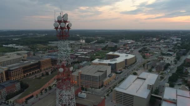 Torre de comunicações Des Moines Iowa — Vídeo de Stock