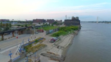 St Louis enerji 4 k trigen 60p