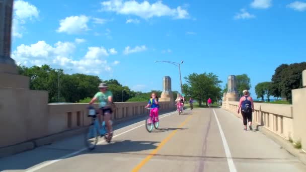 人行桥湖畔小径芝加哥 — 图库视频影像