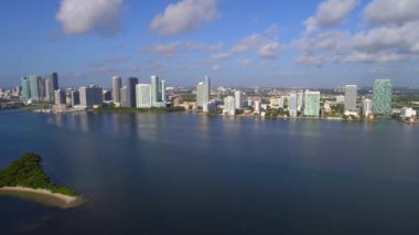 Sinema hyperlapse Edgewater Miami 