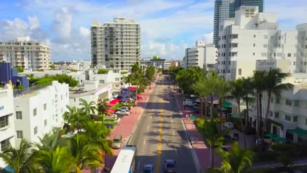 Miami Beach Collins Avenue — Stockvideo