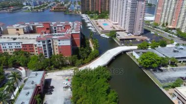 North Bay yolu köprüsü Sunny Isles Beach