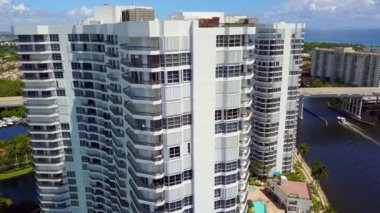 Kasırga fırtına ile hava bina yörünge 