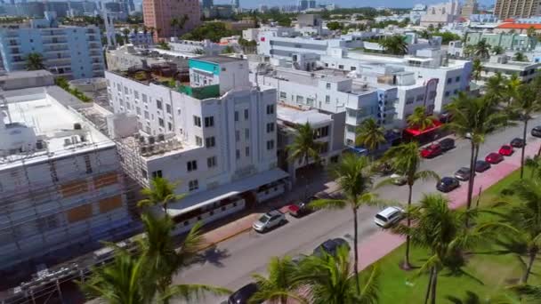 Ocean Drive, Miami Beach hotels sluiten voor orkaan Irma — Stockvideo