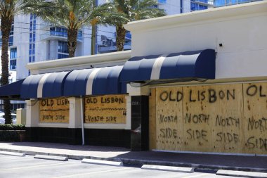 Businesses boarding up for Hurricane Irma clipart