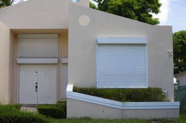 Kasırga Irma için Güney Florida binmiş
