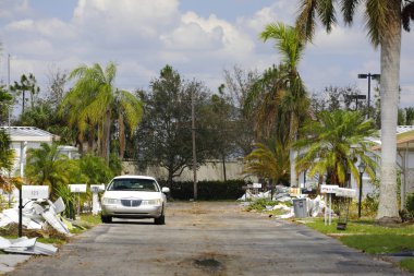 Kasırga Irma sonrası Naples Florida